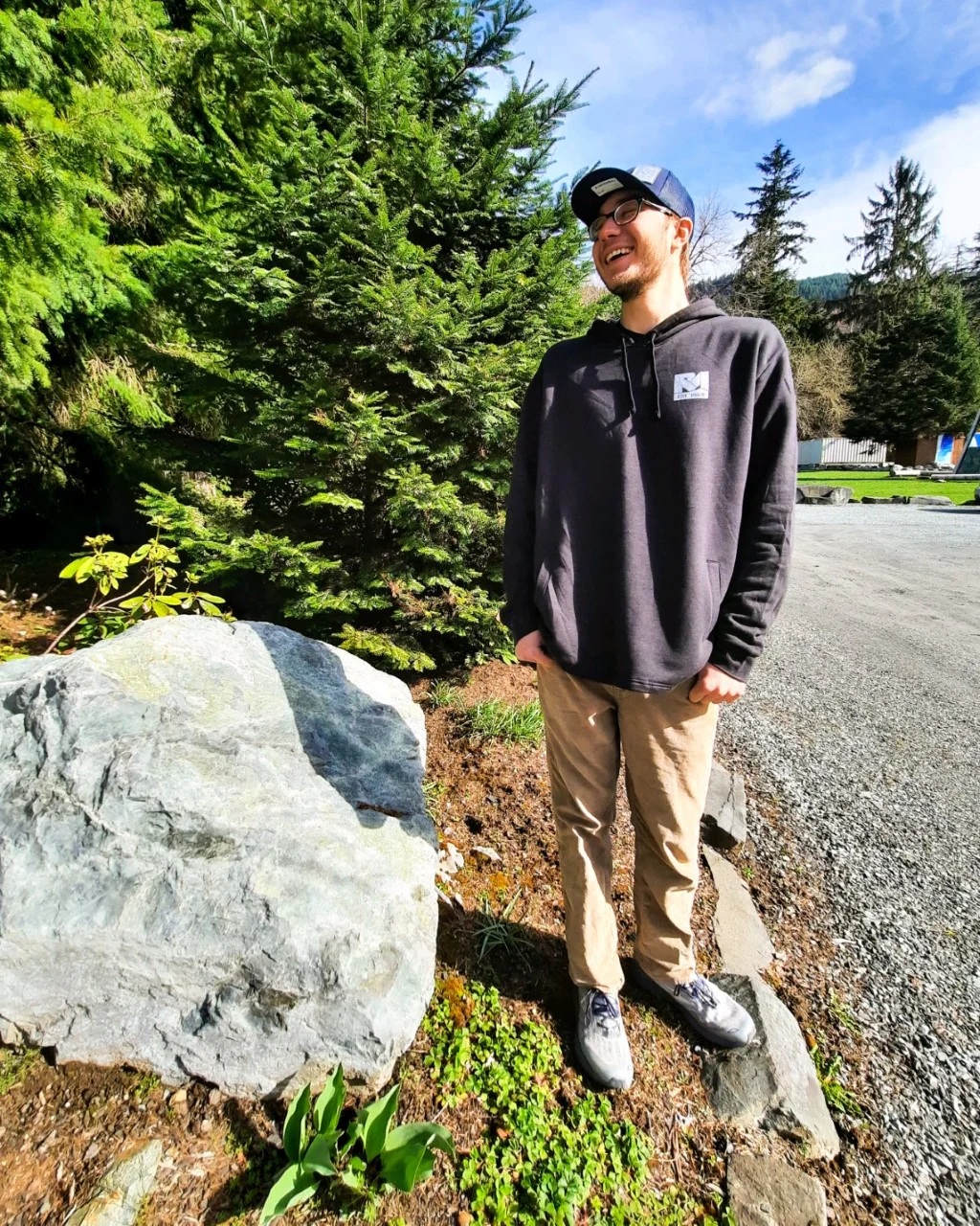 RMI Expeditions Sweatshirt - Image 5
